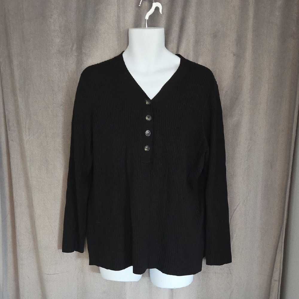 Tribal 4x (Fits Smaller) Black Buttoned V-Neck Sweater